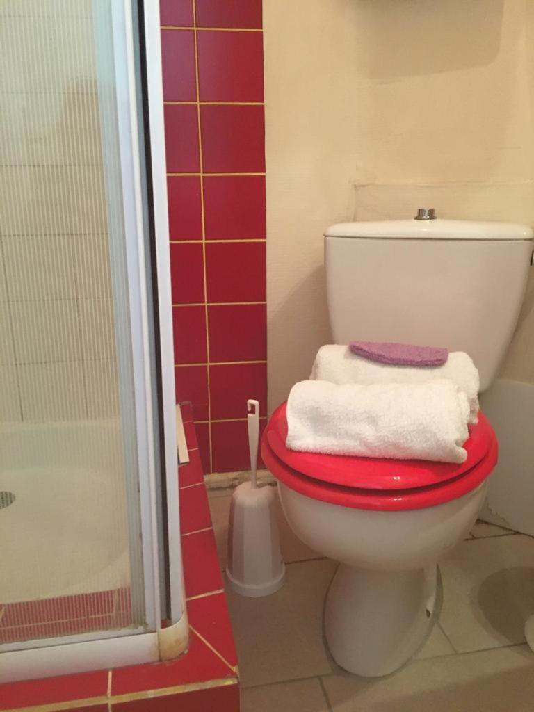 Appart Sympa Dans Le Vieux Nîmes Eksteriør bilde
